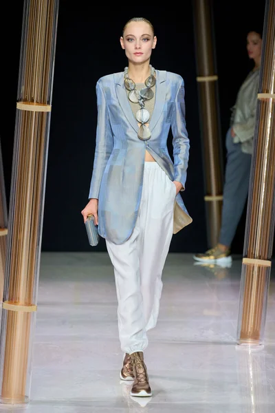 Look 5